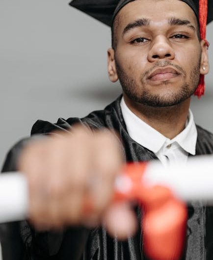 Купить диплом с реестром по доступной цене сейчас